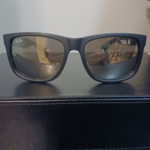 RAY-BAN Justin Polerized Sun glasses - Picture 7 of 10
